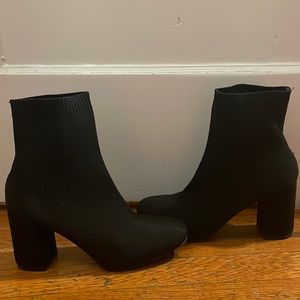 MÍA BOOTS
